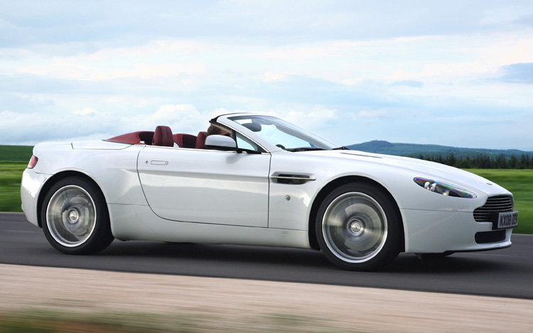 2009 white aston martin vantage