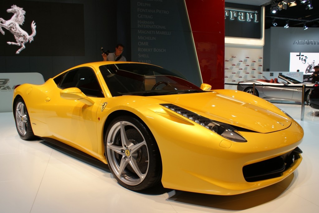 yellow ferrari 458