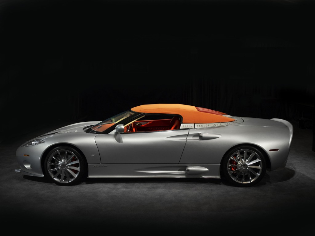 spyker c8 side