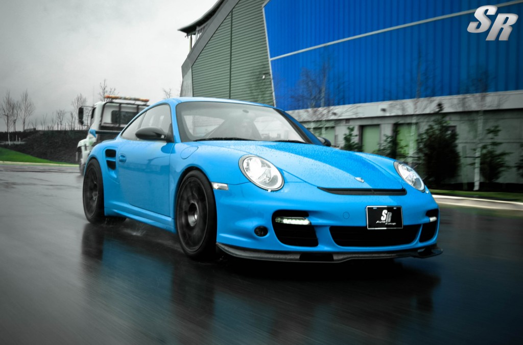 cobalt blue porsche 911 turbo