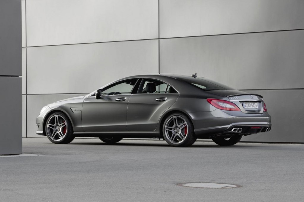 2011 cls63 amg rear