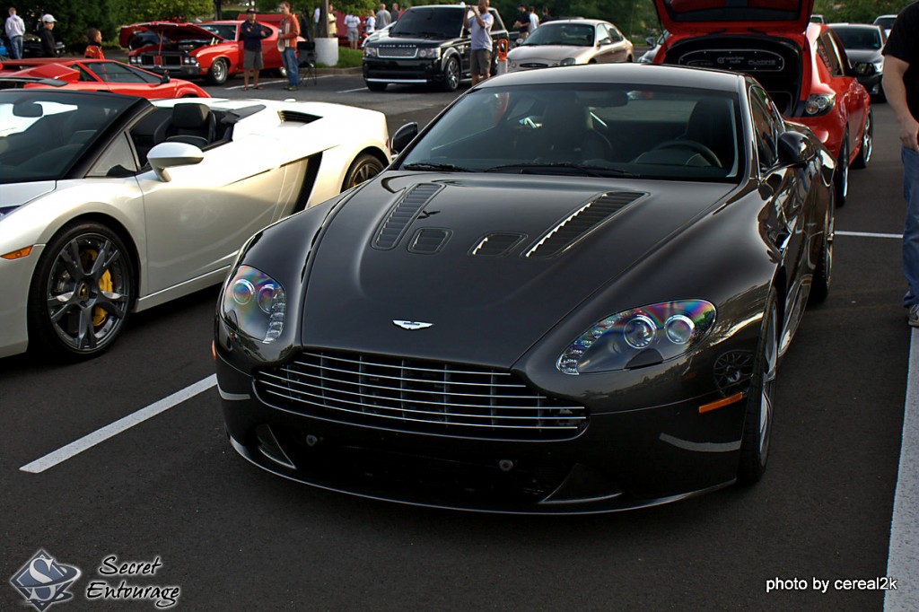 v12 vantage