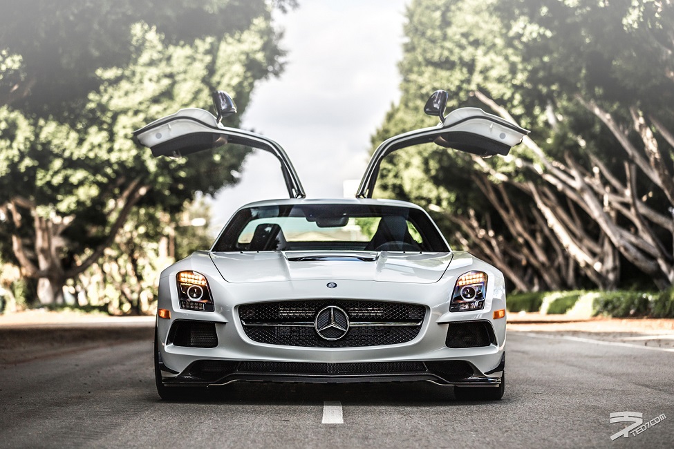 Mercedes SLS