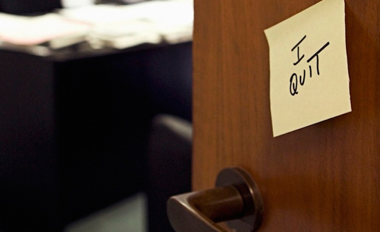 6 Reasons You Should Not Quit Your Day Job Before You Start Your New Business